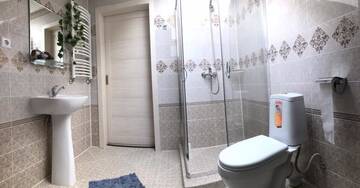 Фото номера Cемейный номер с собственной ванной комнатой Мини-отель Gostinnyi Dvor Polotsk г. Полоцк 6