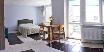 Фото номера Семейный номер с ванной комнатой и балконом Апартаменты Apartments on Voykova г. Полоцк 3