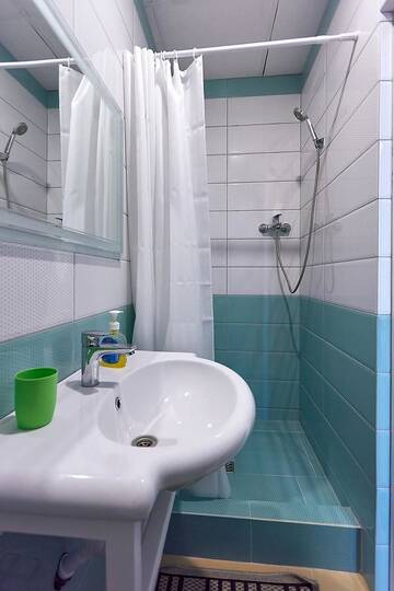 Фото номера Семейный номер с ванной комнатой и балконом Апартаменты Apartments on Voykova г. Полоцк 6